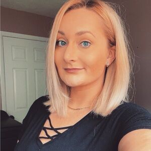 Meet your Posher, Jazmin